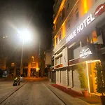 Venue Old 2*